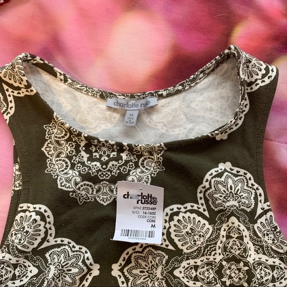 Army Green Paisley Crop Top - Picture 3 of 5